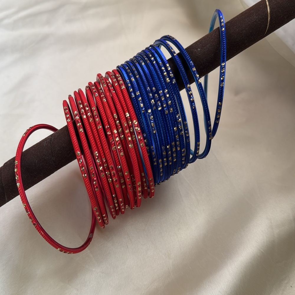 🌸Reddish Orange and Blue with golden design Bangles (Bracelets)🌸 - Picture 2 of 8
